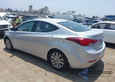 2015 Hyundai Elantra Se z USA, uszkodzony, nr VIN 5NPDH4AE6FH586470
